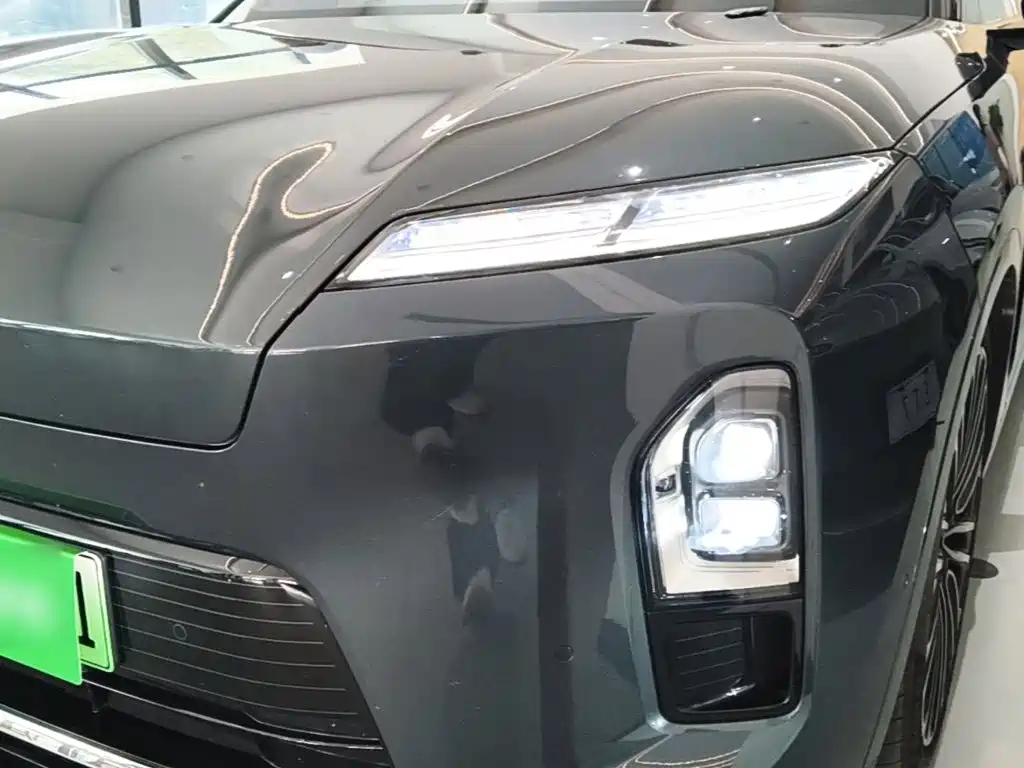 NIO ES8 — миниатюра 24
