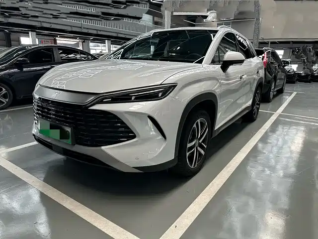 BYD SONG L DM I 2025
