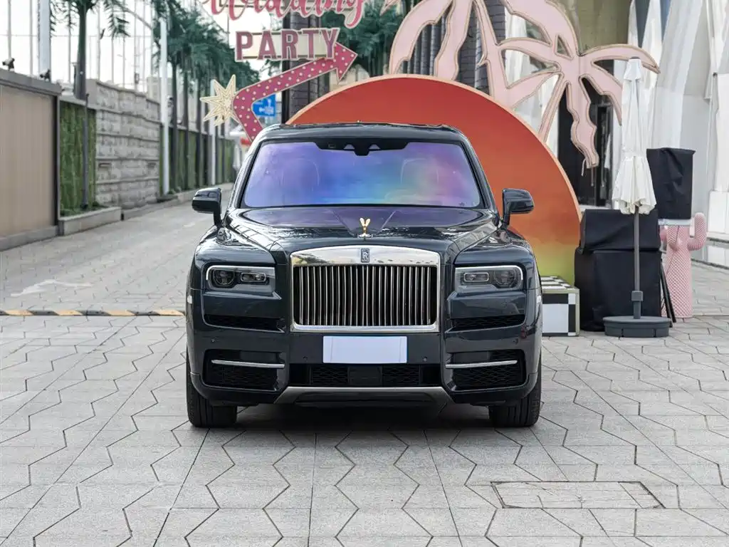 ROLLS-ROYCE CULLINAN