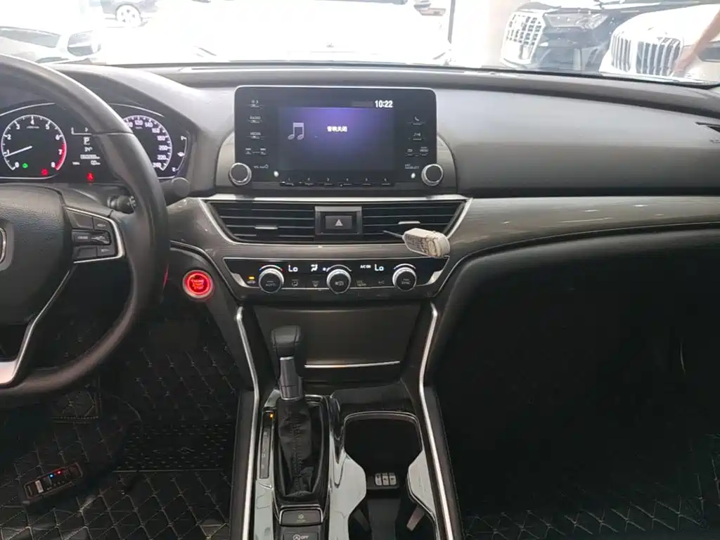Honda Accord — миниатюра 13