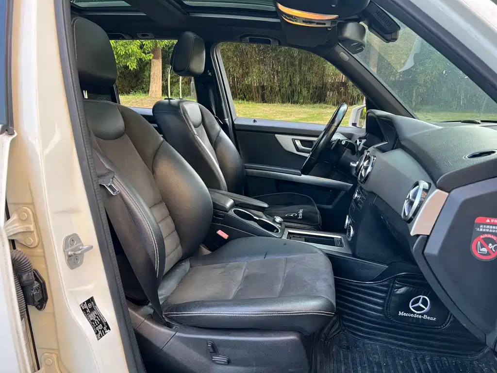 Mercedes-Benz GLK-Class — миниатюра 12