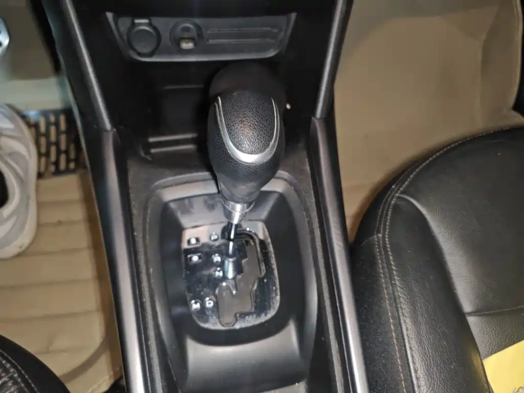 Peugeot 2008 — миниатюра 10