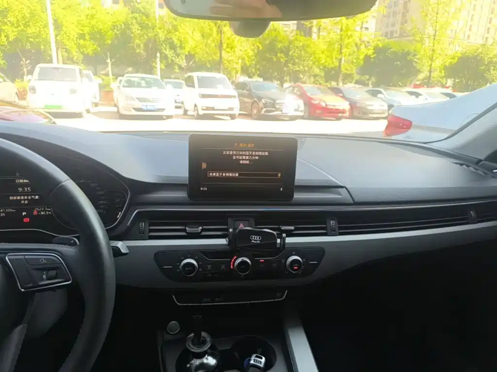 Audi A4L — миниатюра 13