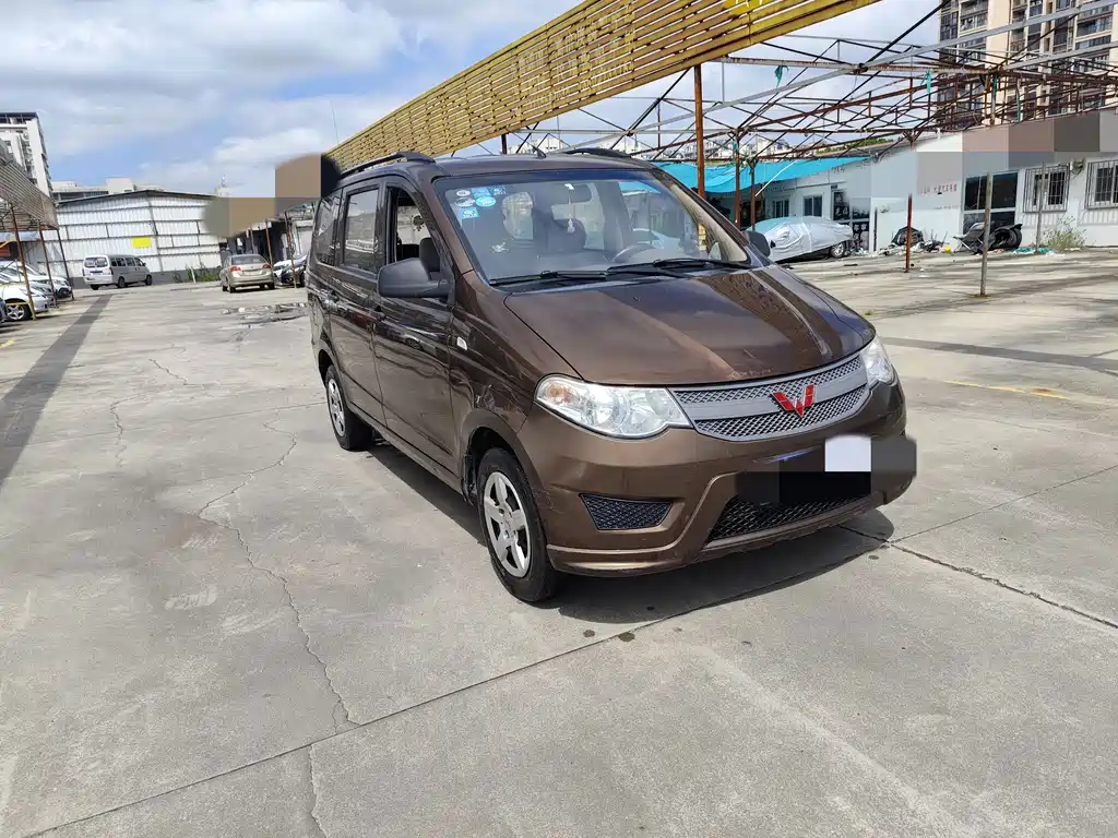 Wuling Hongguang — миниатюра 2