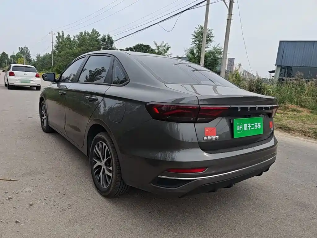 Geely Emgrand — миниатюра 5