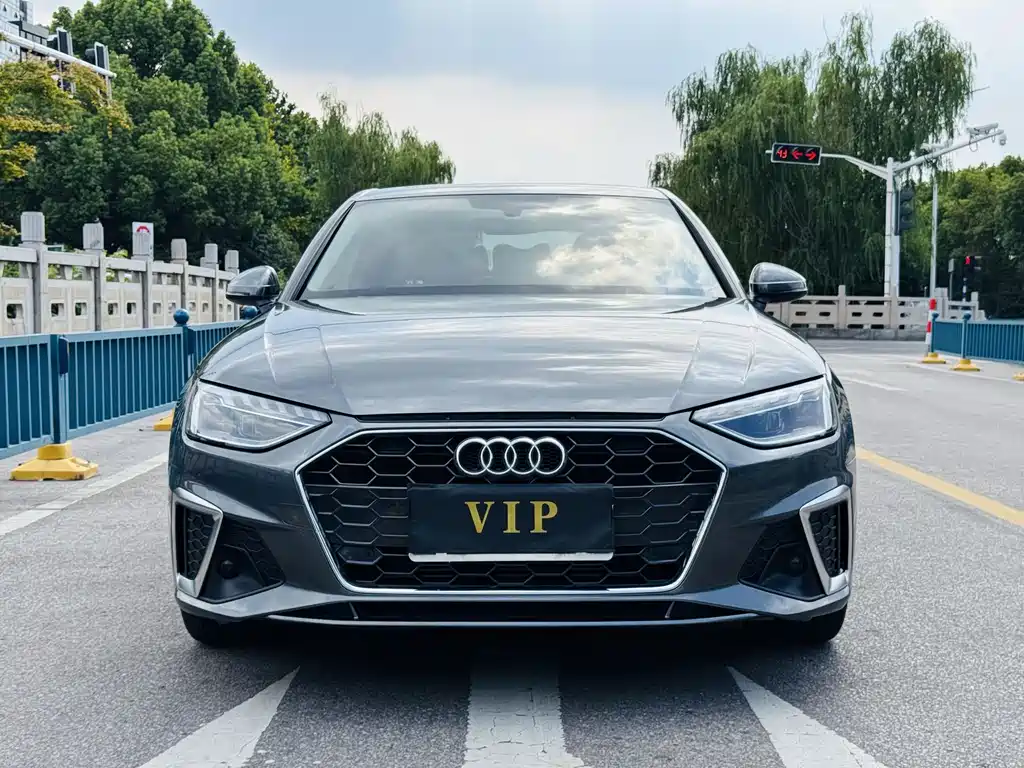 Audi A4L — миниатюра 2