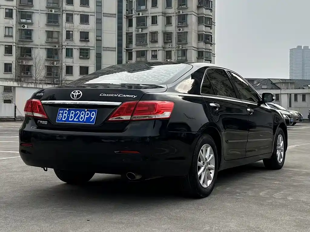 Toyota Camry 2013 200G Luxury