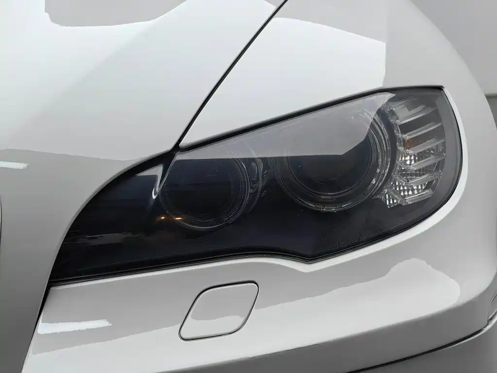 BMW X6 — миниатюра 5