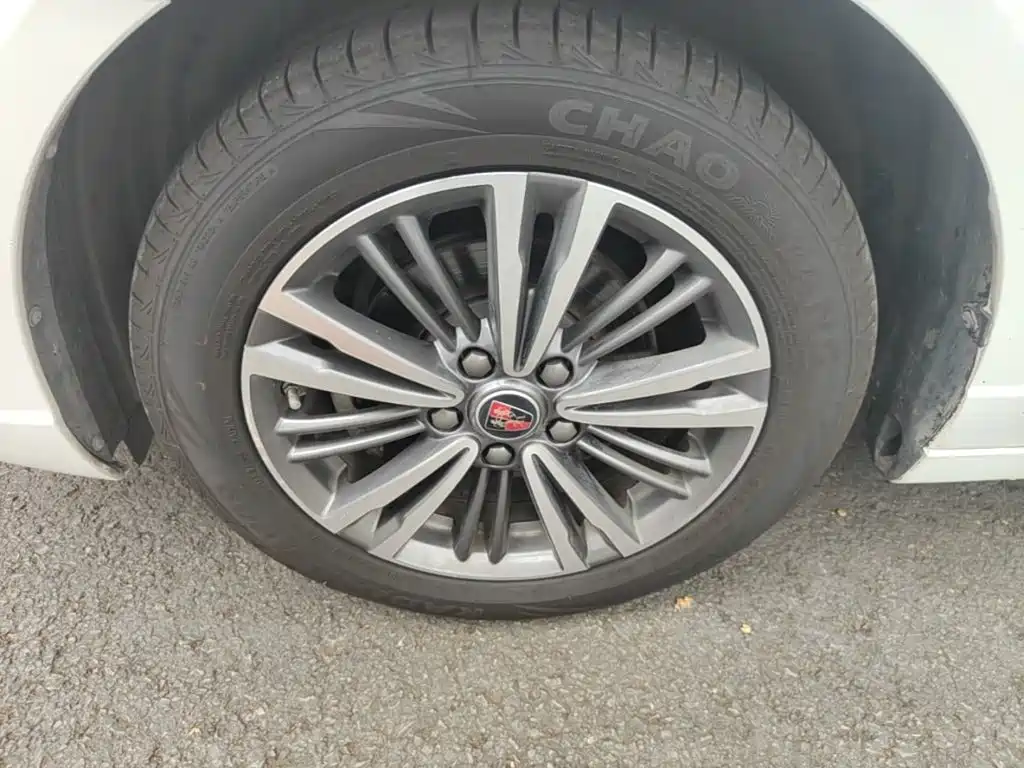 Roewe i5 — миниатюра 23