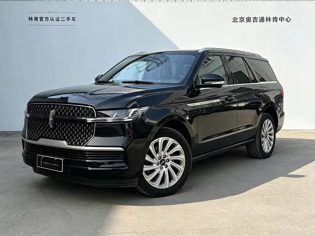 Lincoln Navigator