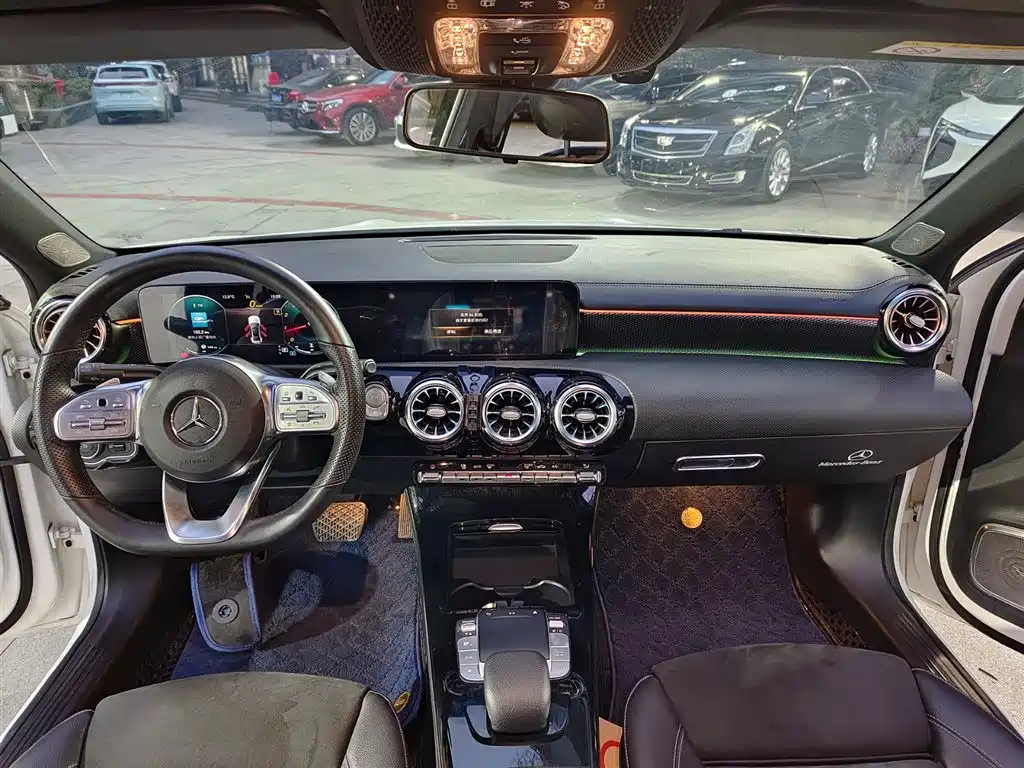 MERCEDES-BENZ A CLASS