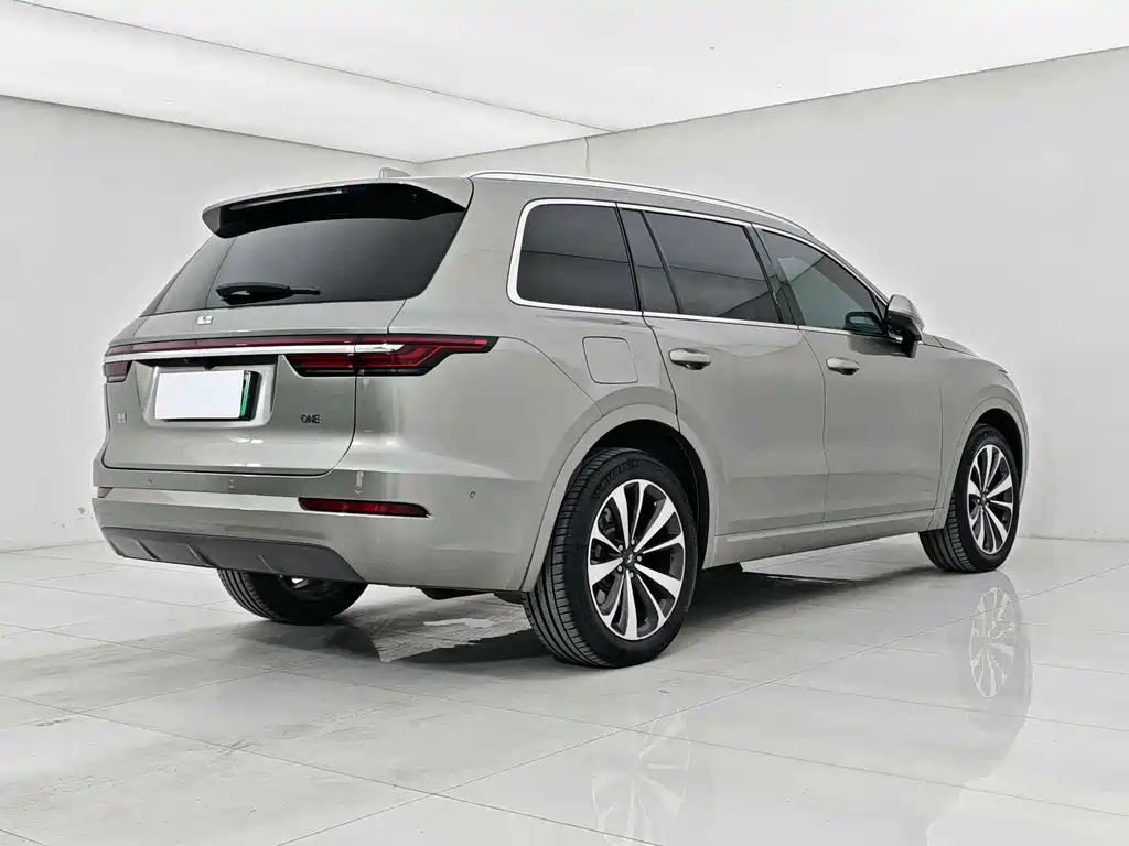 Li Auto ONE 2021 6 мест