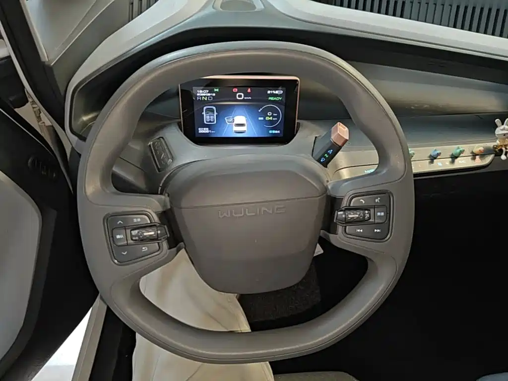 Wuling Nano EV — миниатюра 11