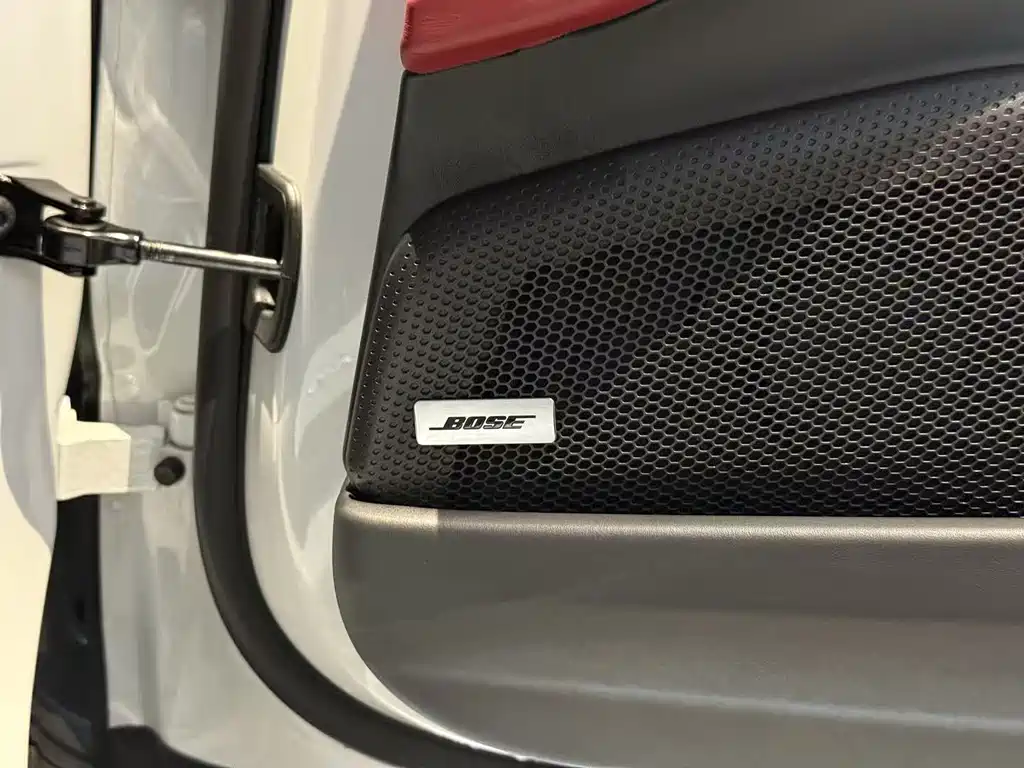 Porsche Panamera — миниатюра 4