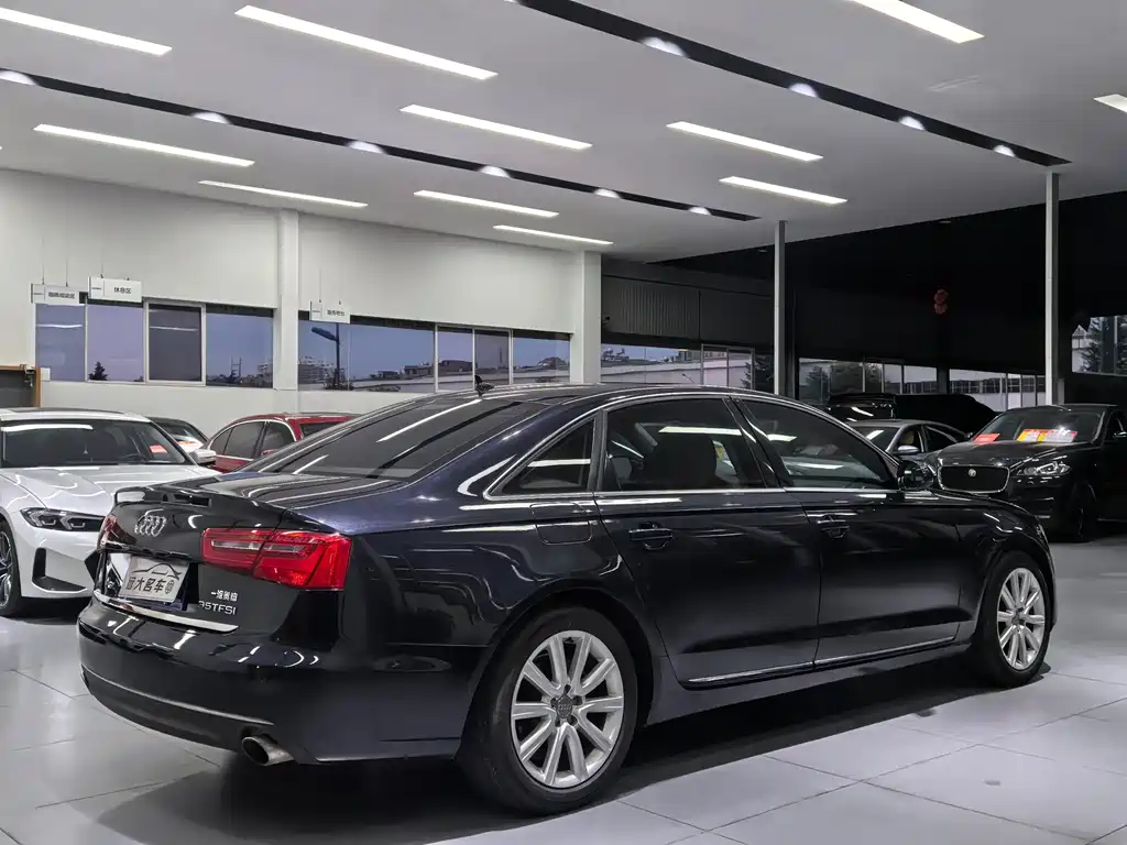 Audi A6L — миниатюра 9