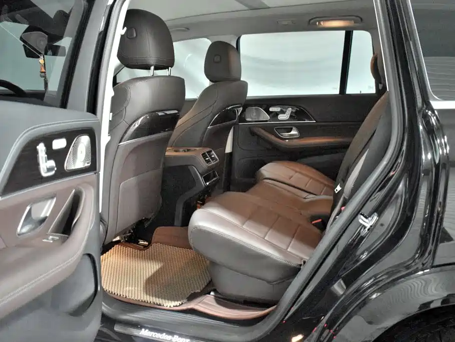 Mercedes-Benz GLS — миниатюра 9