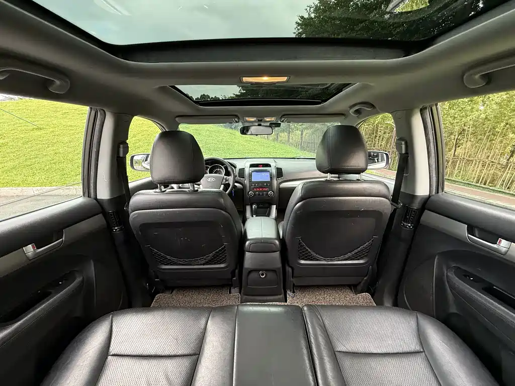 Kia Sorento — миниатюра 13