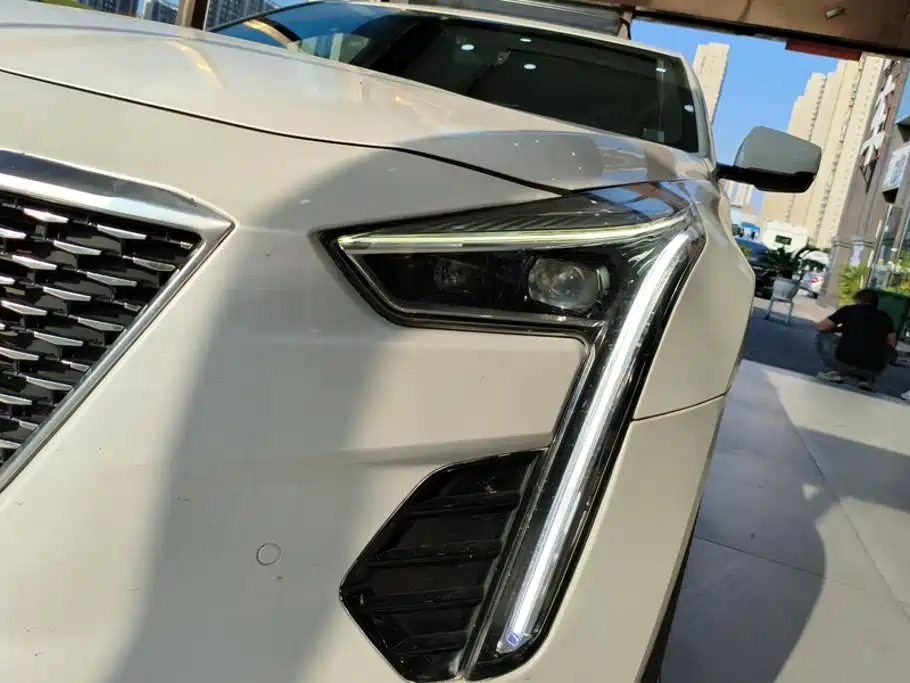 Cadillac CT6 — миниатюра 5