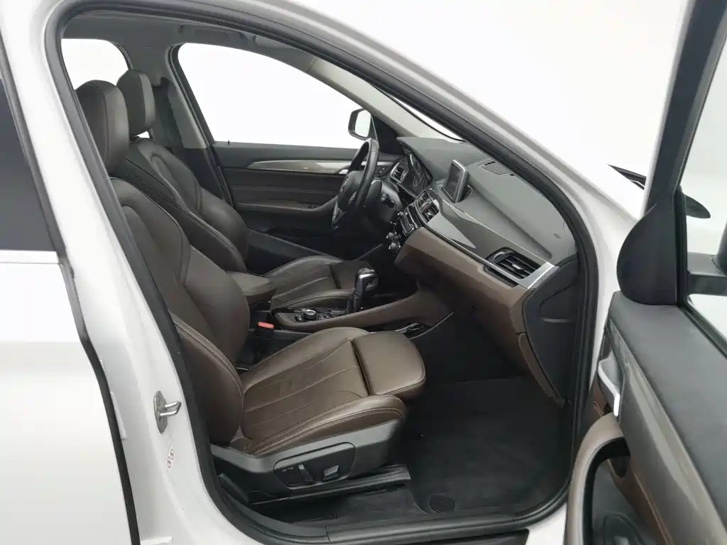 BMW X1 — миниатюра 23