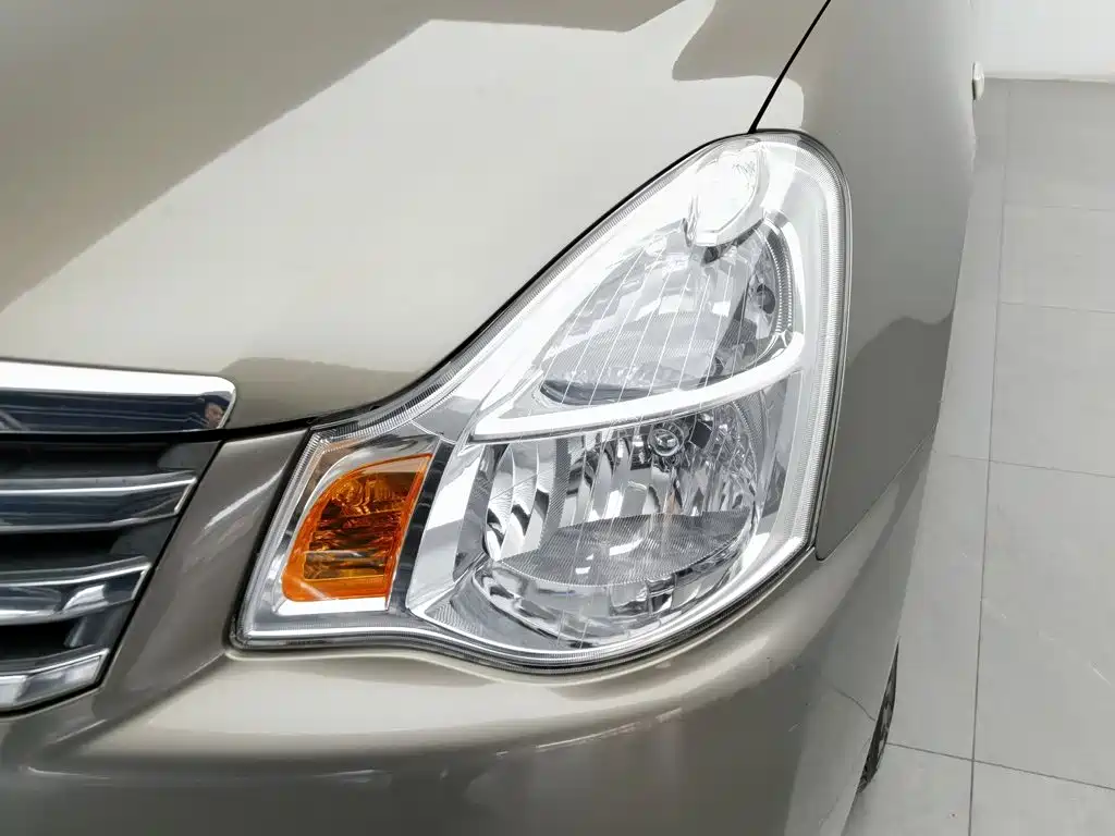 Nissan Sylphy — миниатюра 7