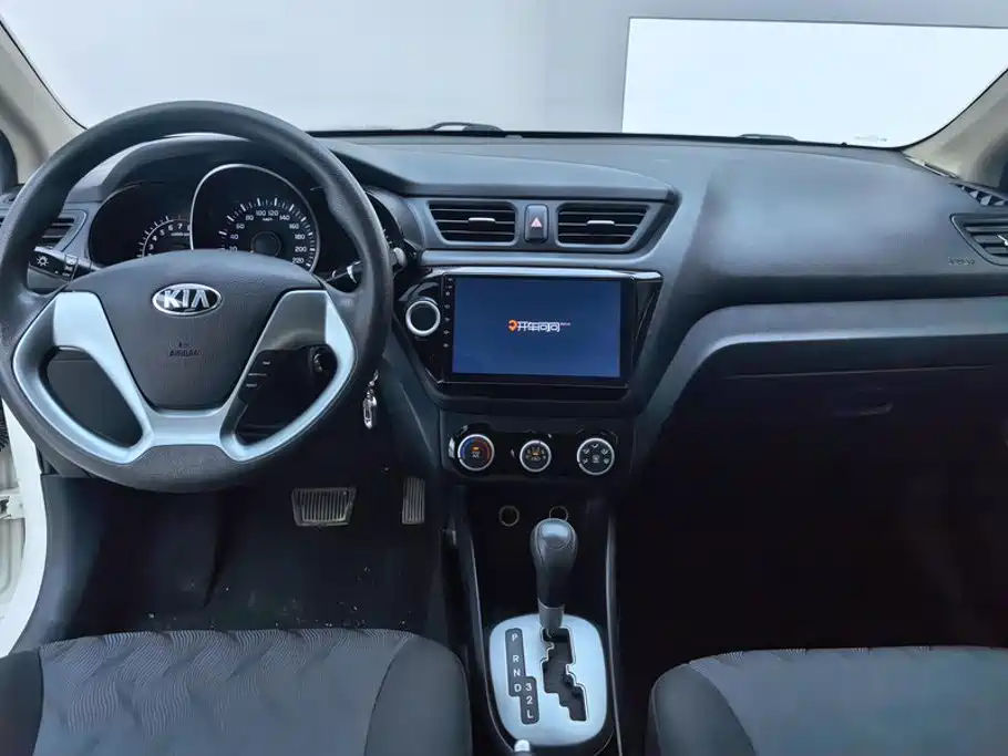 Kia K2 — миниатюра 12