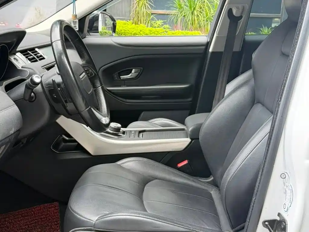 Land Rover Evoque — миниатюра 4