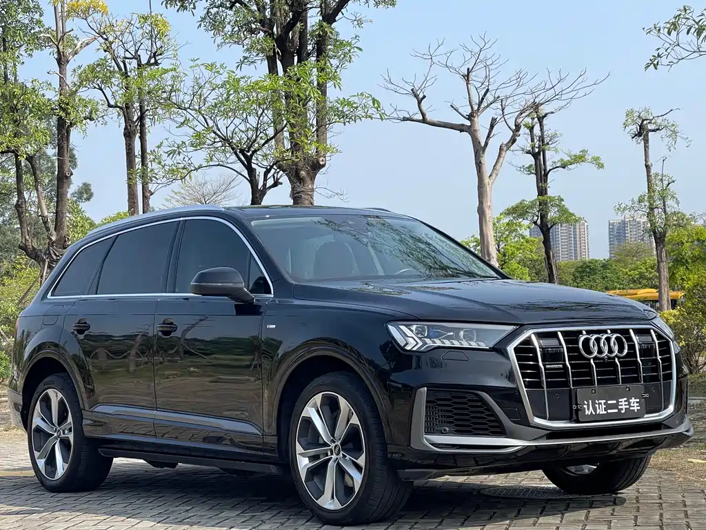 Audi Q7 2021 55 TFSI quattro S line Luxury