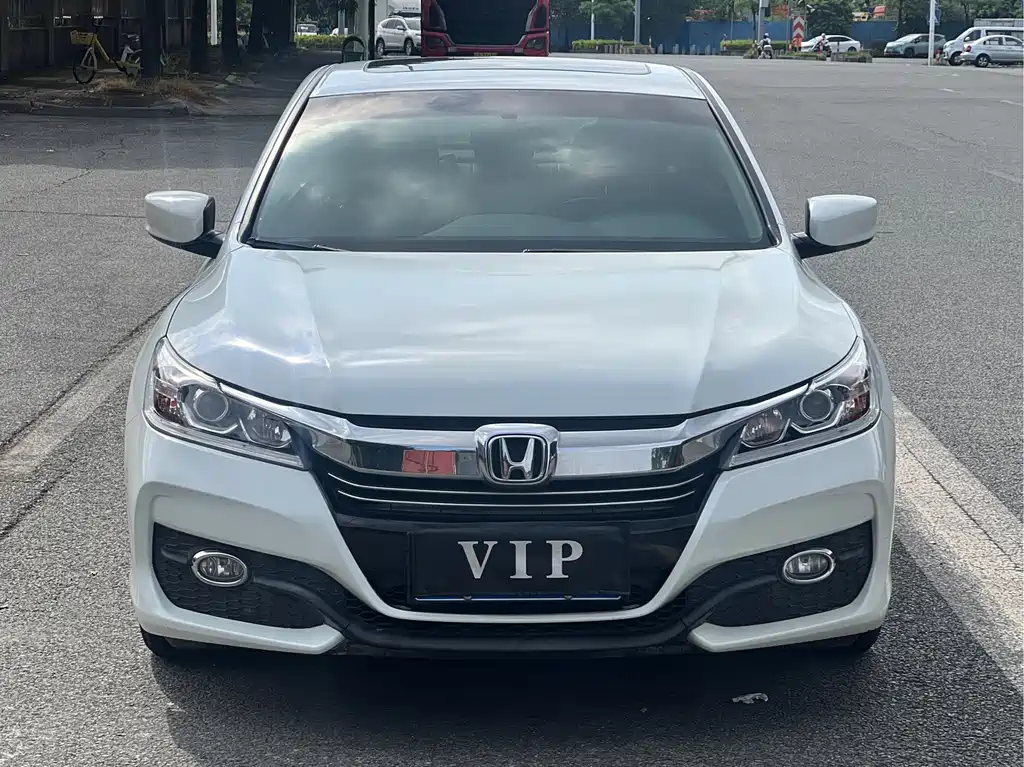 Honda Accord — миниатюра 2