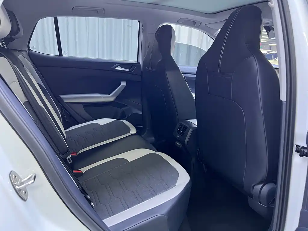Volkswagen Tharu — миниатюра 16