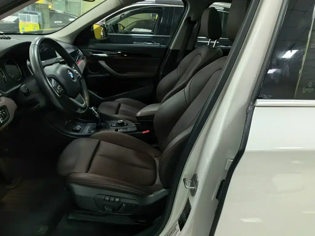 BMW X1 — миниатюра 15
