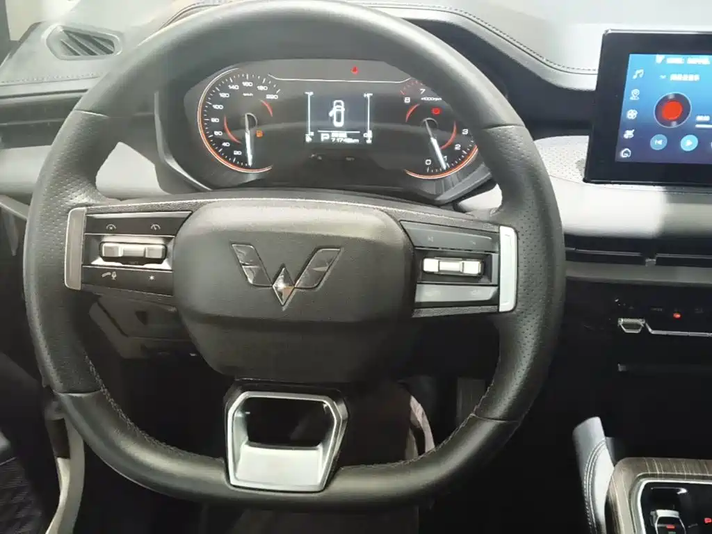 Wuling Jiachen — миниатюра 11