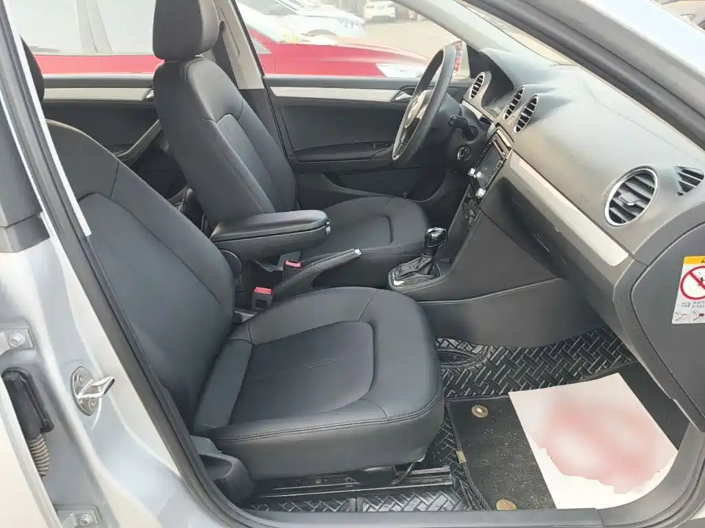 Volkswagen Jetta — миниатюра 25