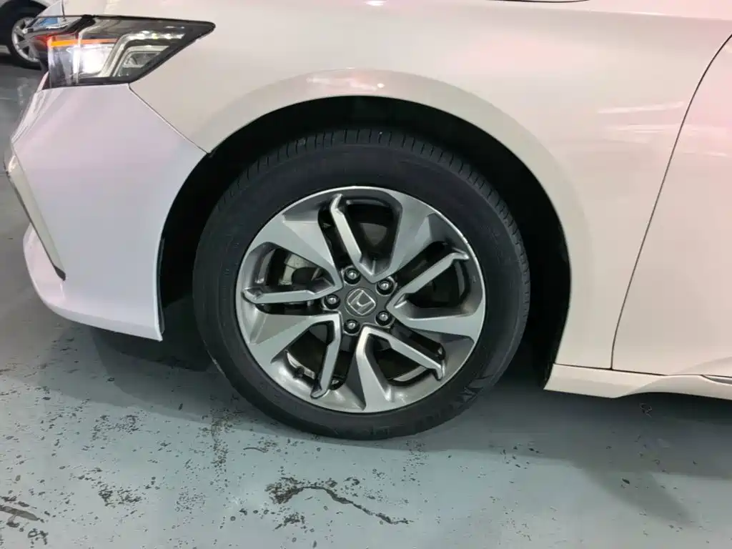 Honda Inspire — миниатюра 23