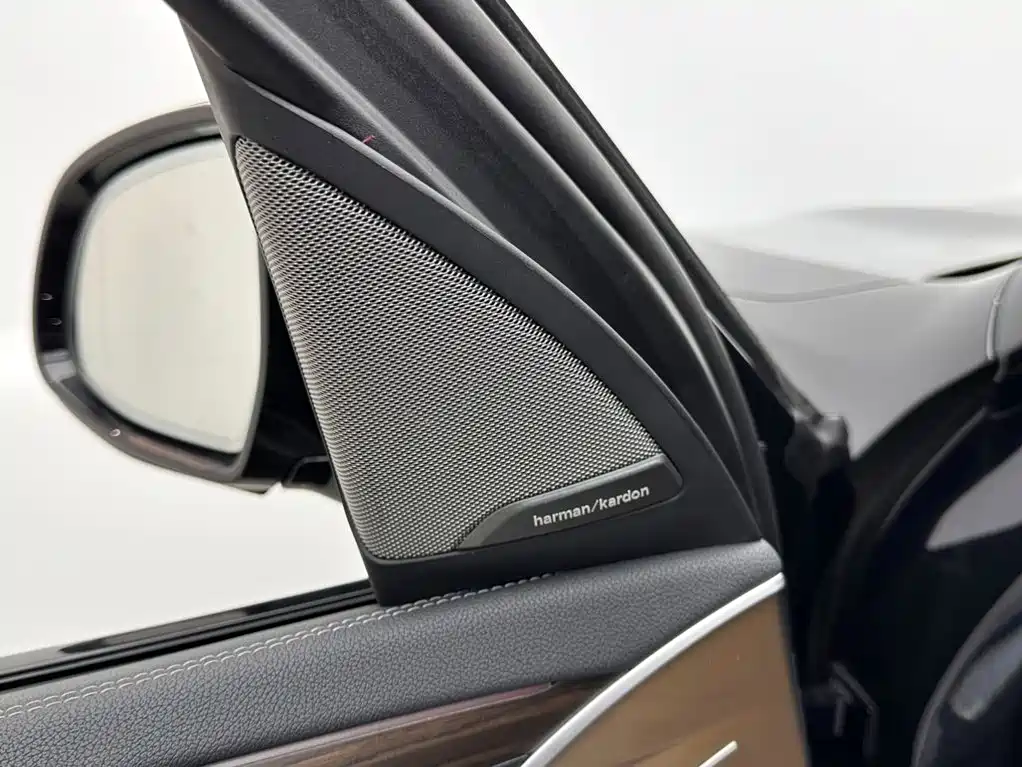 BMW X3 — миниатюра 15