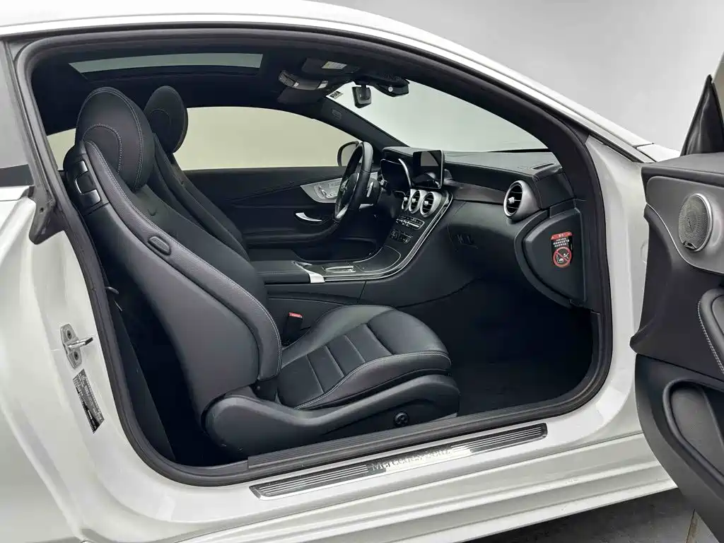 Mercedes-Benz C-Class (Import) — миниатюра 7