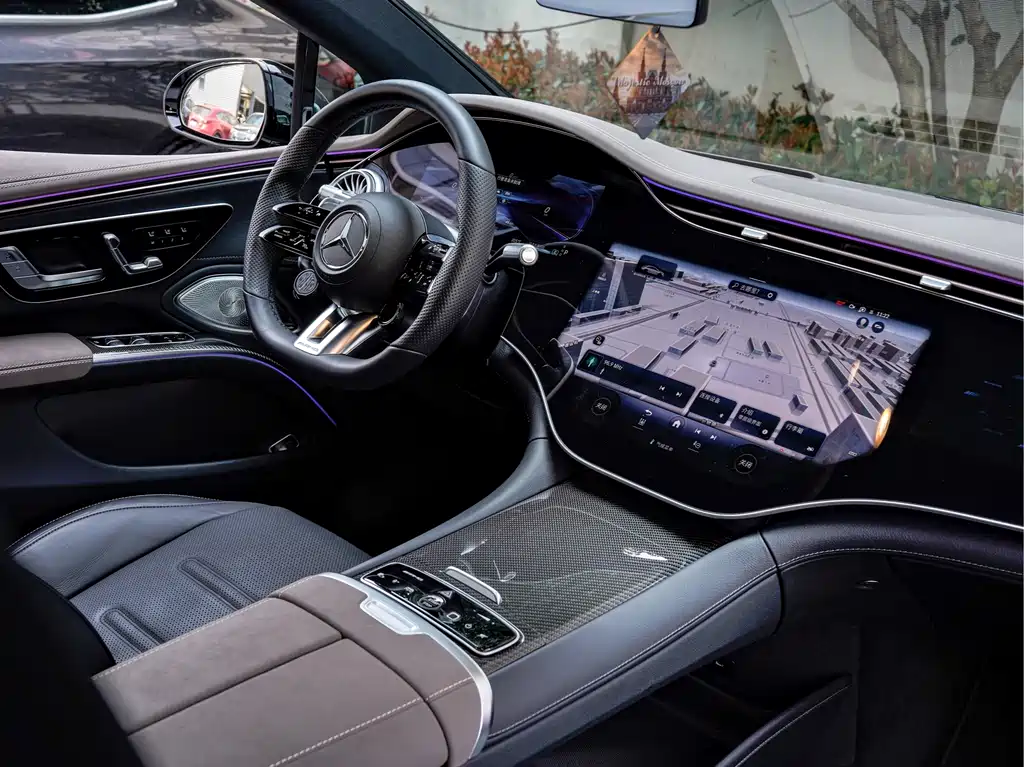 Mercedes-Benz EQS AMG — миниатюра 18