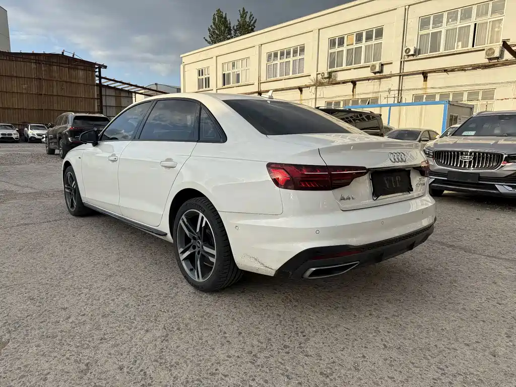 Audi A4L — миниатюра 4