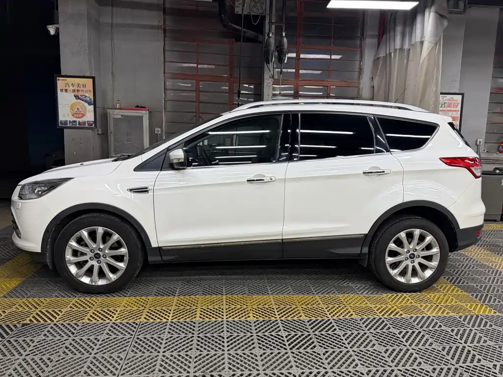 Ford Kuga — миниатюра 3