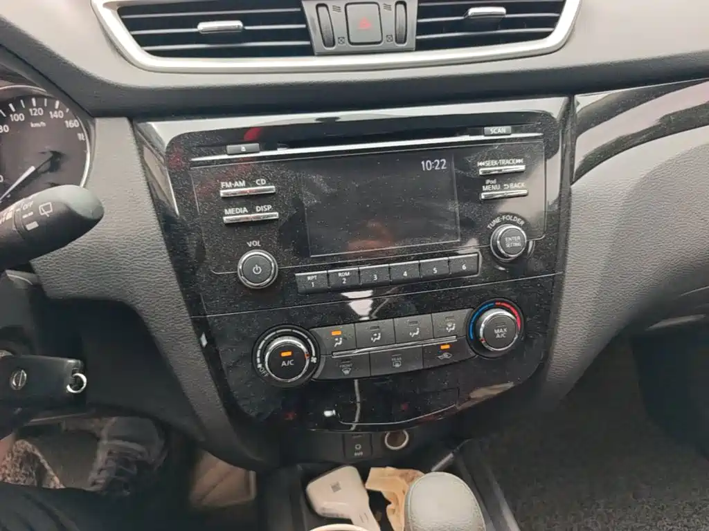 Nissan Qashqai — миниатюра 18