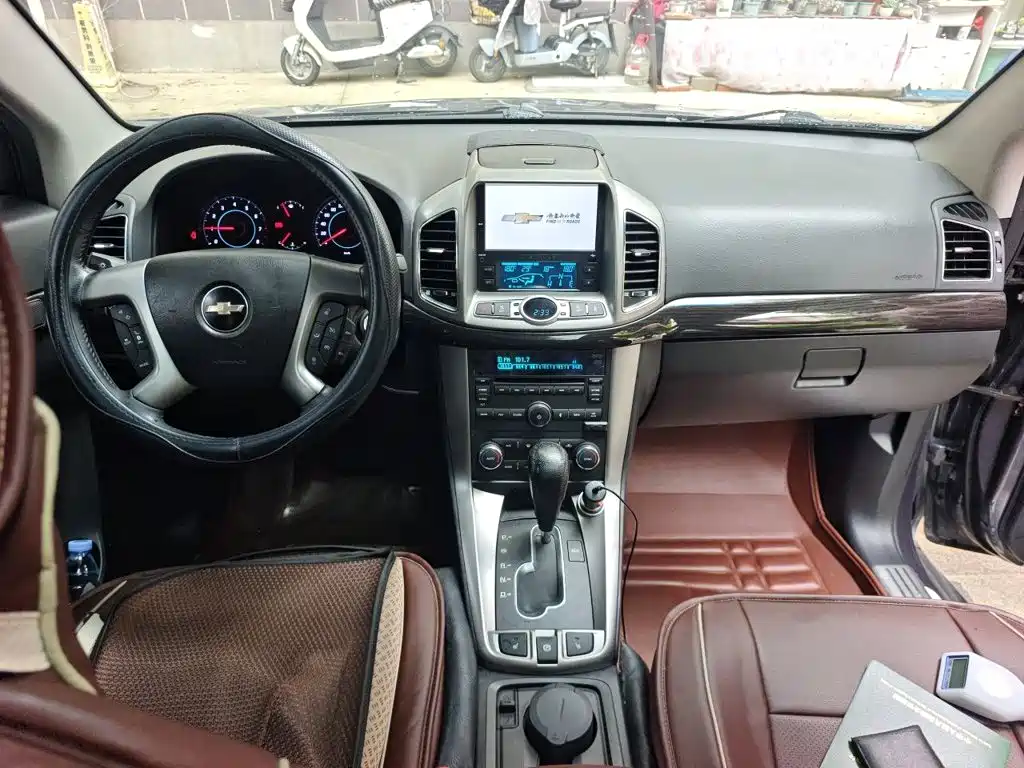Chevrolet Captiva — миниатюра 13