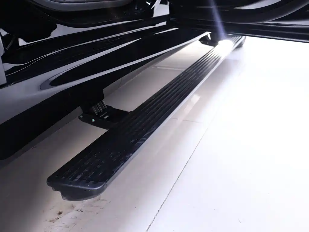 BMW X5 — миниатюра 24