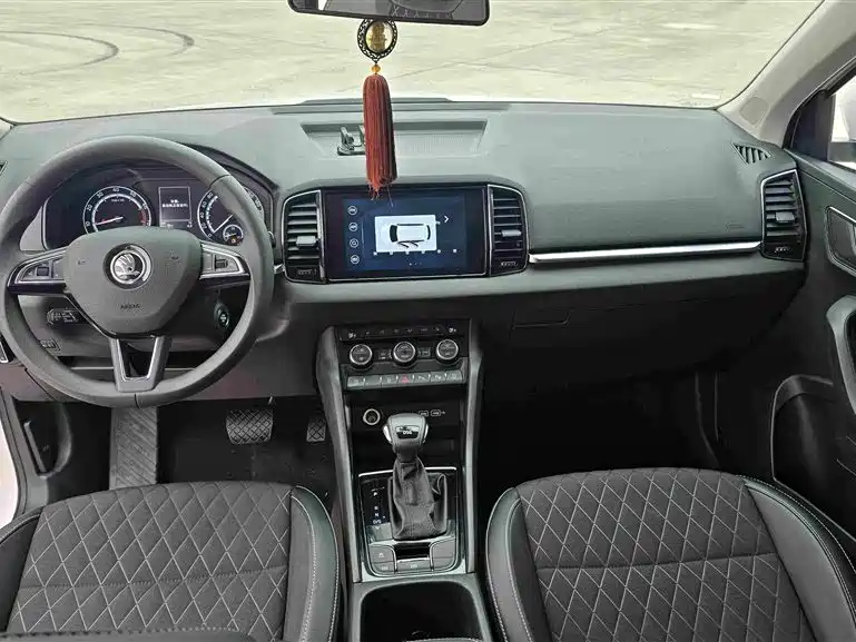 Skoda Karoq — миниатюра 6