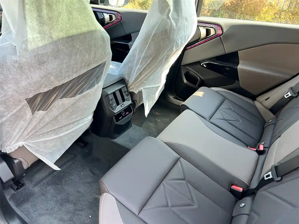 BMW X3 — миниатюра 12