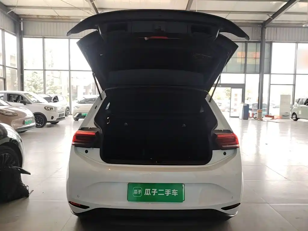 Volkswagen ID.3 — миниатюра 19