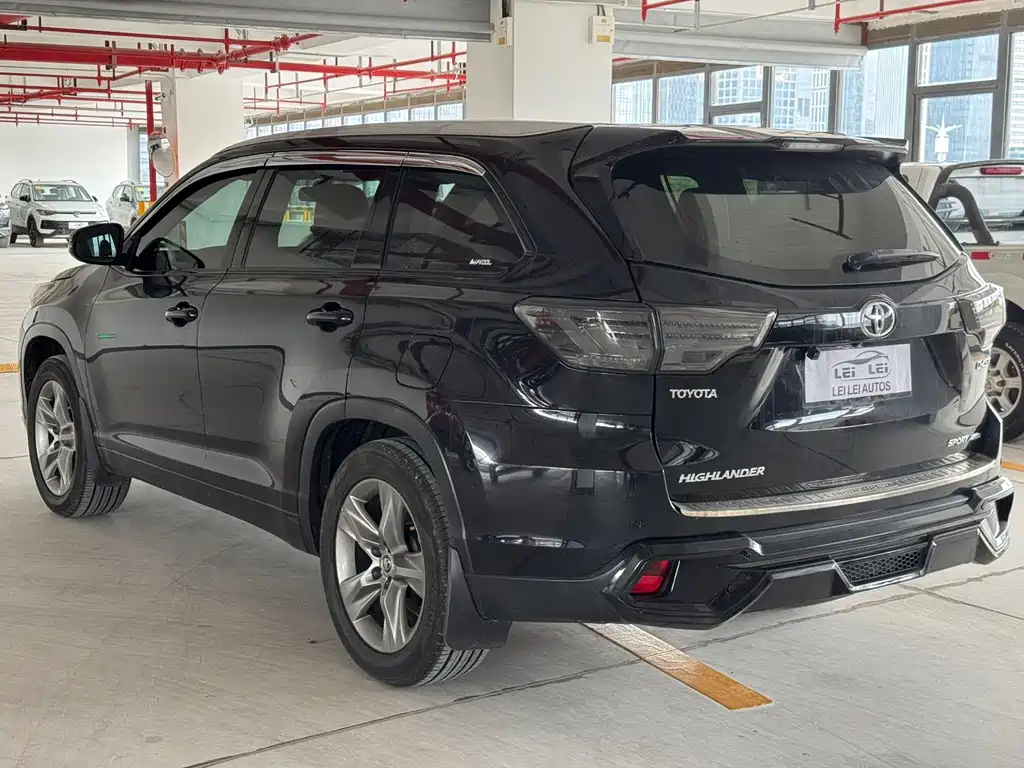 Toyota Highlander — миниатюра 6