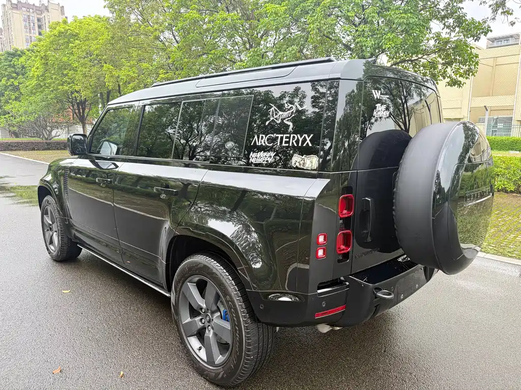 Land Rover Defender — миниатюра 14