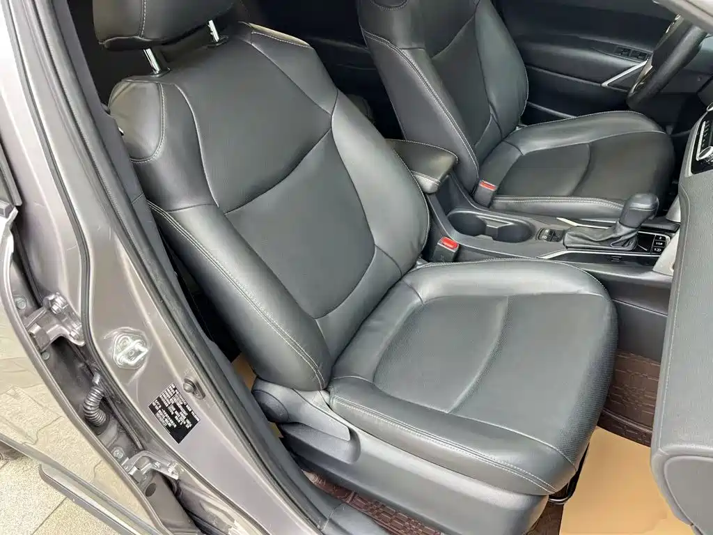 Toyota Corolla Cross — миниатюра 25