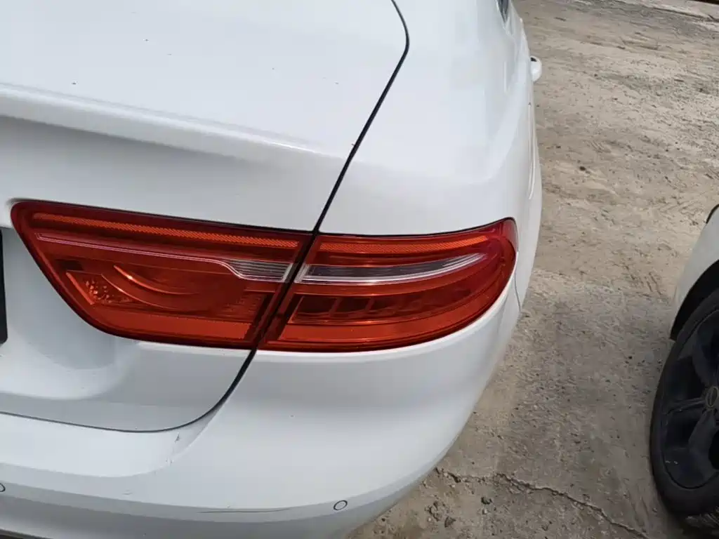 Jaguar XEL — миниатюра 8