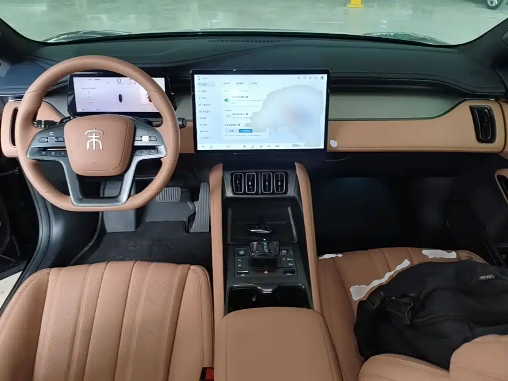 BYD L EV — миниатюра 10