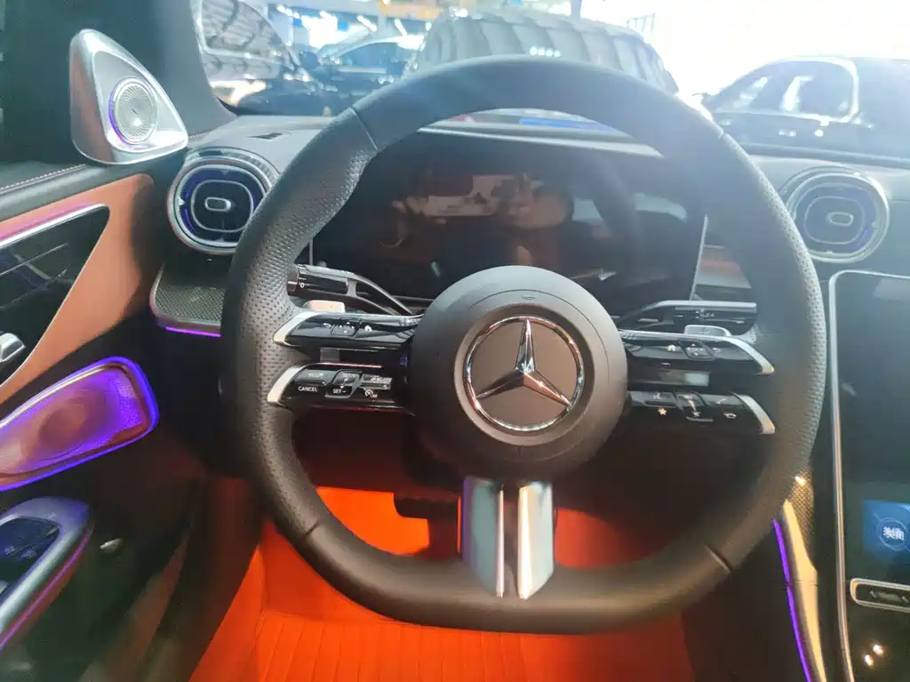 Mercedes-Benz C-Class — миниатюра 14